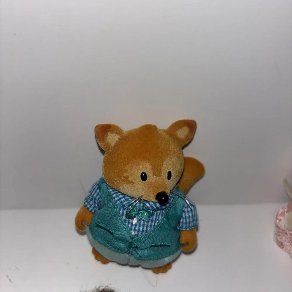 Calico Critters Lot of 8 Collectible Figures Woodland Friends